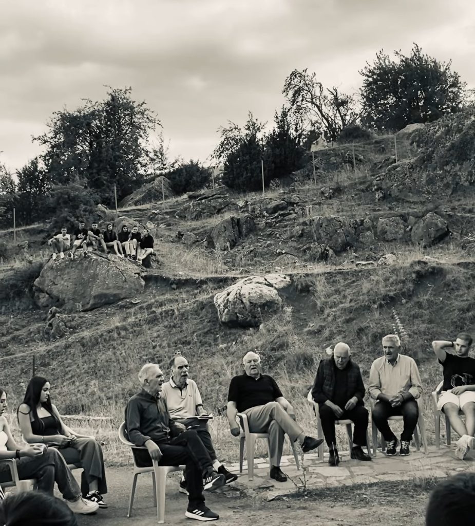 Τρίτη 13/08/2024 ώρα 17:30 μμ εκμάθηση τών τραγουδιών του Τσιατσου.