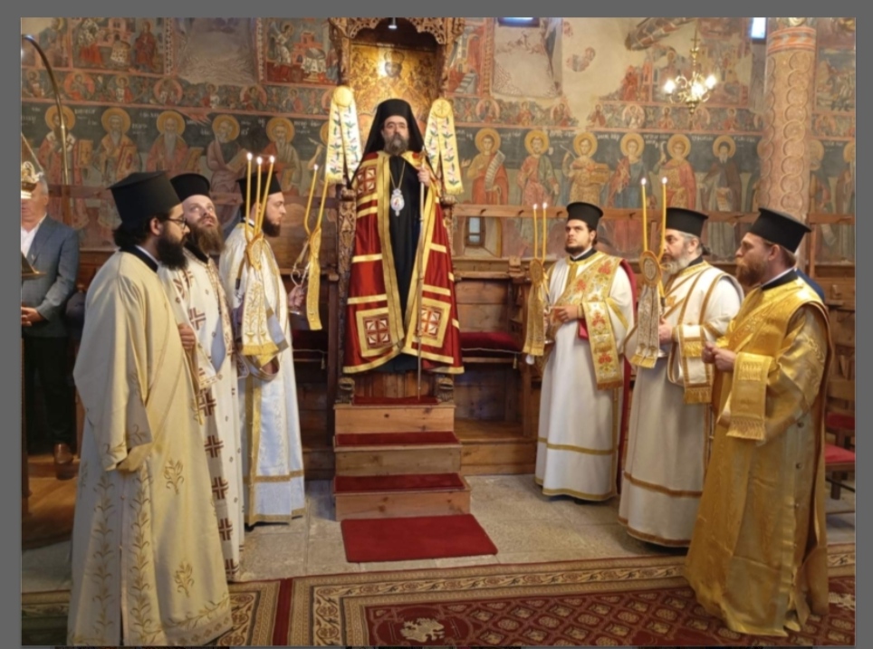 Η Καρδιά της Πίνδου Χτύπησε Δυνατά… Πολυαρχιερατικό Συλλείτουργο στη Μεγάλη Παναγία.