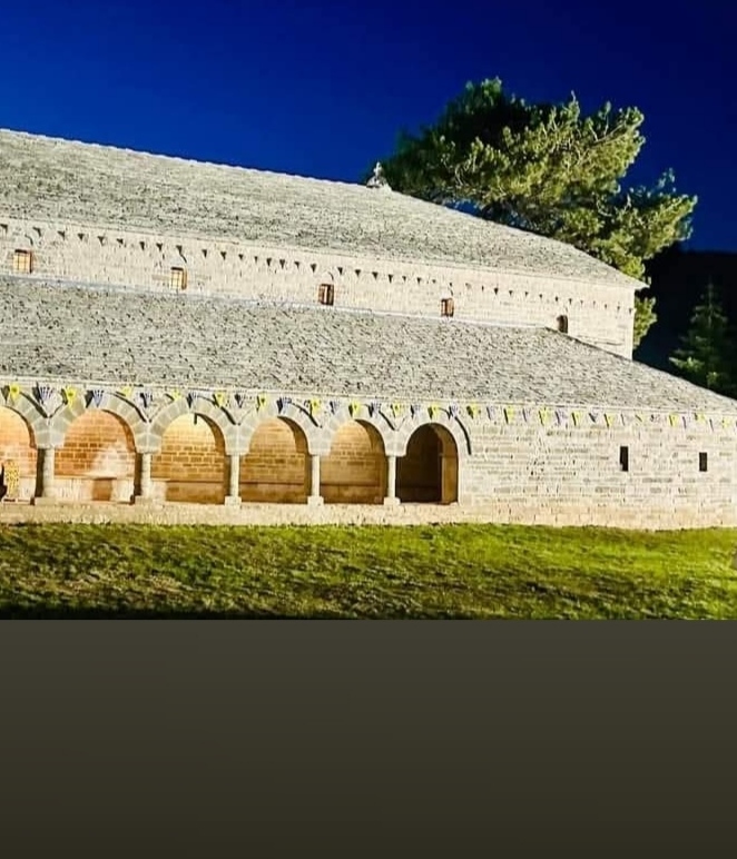 Μια αλλαγή στο πρόγραμμα τό βράδυ της Μ. Παρασκευής και στην Ακολουθία του Επιταφίου.