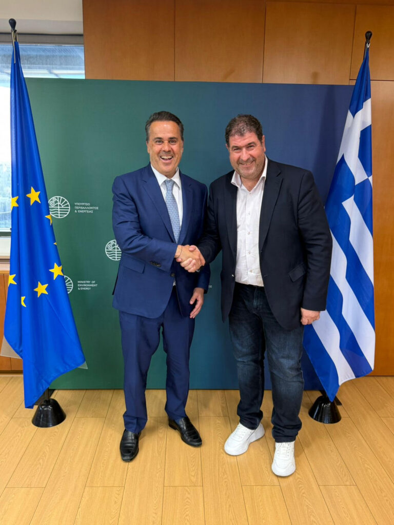 Συνάντηση του Βουλευτή Π.Ε. Γρεβενών με τον Υπουργό Περιβάλλοντος και Ενέργειας Σταύρο Παπασταύρου – Στο επίκεντρο η δασική διαχείριση και η ανάπτυξη της Π.Ε.