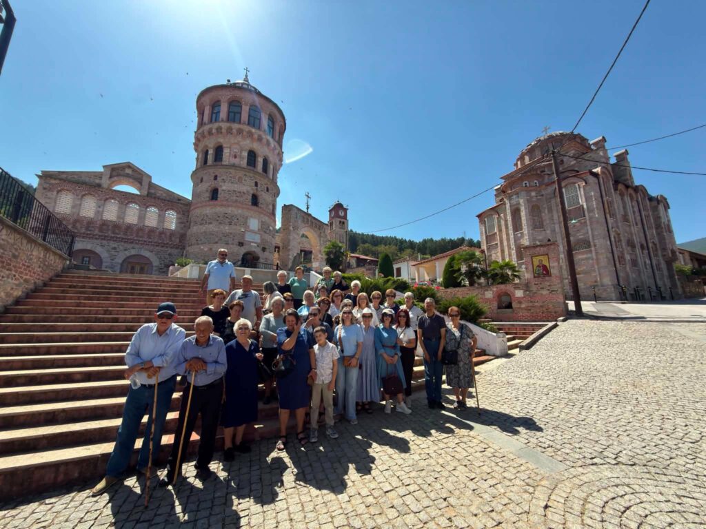 Εκδρομή από την Σαμαρινα σε Εκκλησίές και Μοναστήρια της Δ. Μακεδονίας.